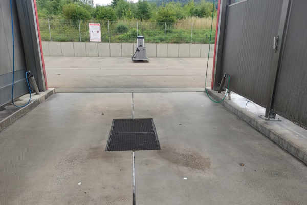 WHG-Verfugung nach §62 AwSV mit einem Polysulfiddichtstoff und Beschichtung auf PU-Harzbasis in Weiẞenburg / Bayern